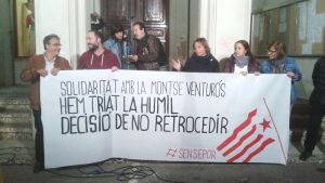 Capellades en suport de Montse Venturós
