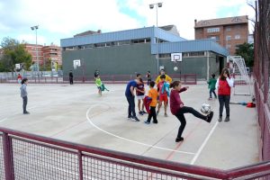 L'escola Ramon Castelltort obre el seu pati a la ciutadania