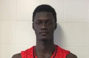 El Club Bàsquet Igualada fitxa Pape Bocar, jugador de 18 anys i 2,11 metres