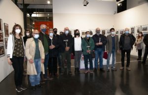 Els Traginers reparteixen els premis del concurs de fotografia i estrenen conte sobre els Tres Tombs