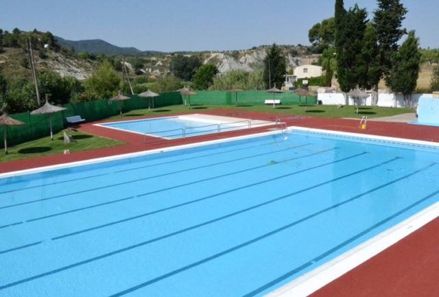 piscina moli nou