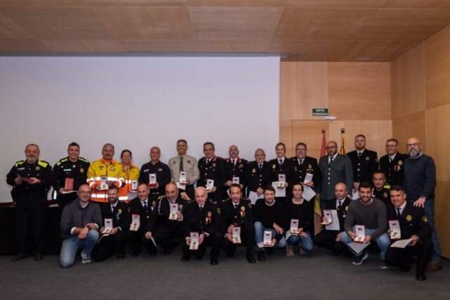 medalles_covid19_homenatge_policia_local_montbui