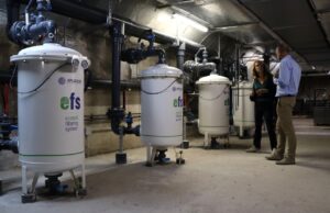Una empresa de l’Anoia crea un sistema de depuració de piscines que permet estalviar un 70% d’aigua