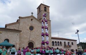 Els Moixiganguers exhibeixen castells de vuit a Montbui i Òdena