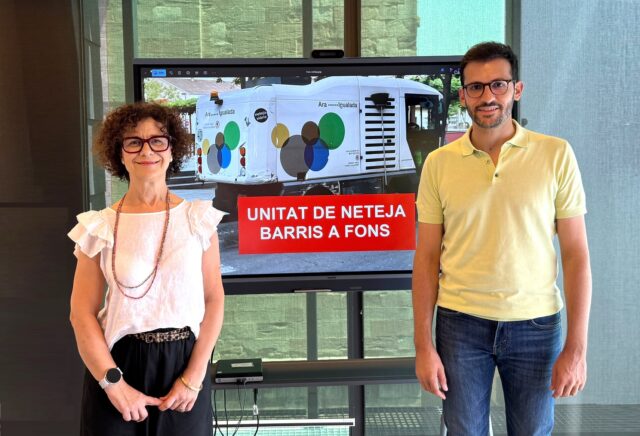 Foto Montse Montaña i Jordi Cuadras - Unitat de Neteja Barris a Fons